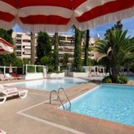 Appartement Accueillant A Golfe Juan 30 M² Piscine Esterno foto