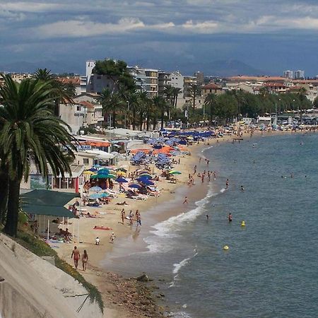 Appartement Accueillant A Golfe Juan 30 M² Piscine Esterno foto